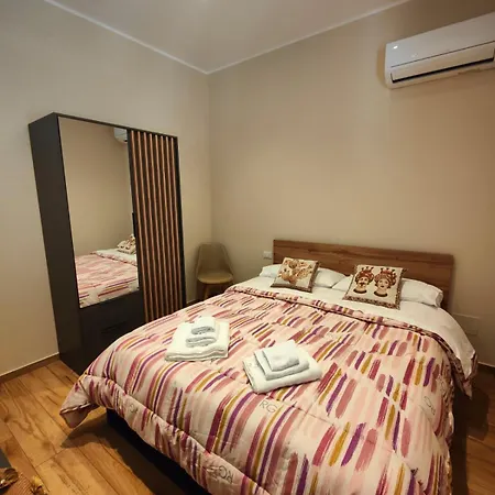 Apartman Ninny House *